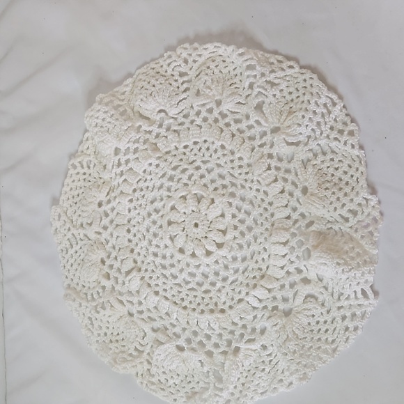 Handmade Crochet Lace Doily White Floral Round Table Mat 13" Cotton Vintage Art - Picture 8 of 17